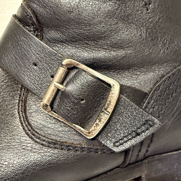 Frye Tyler Engineer Women’s Black Ankle Boot Size 10B - Picture 5 of 16